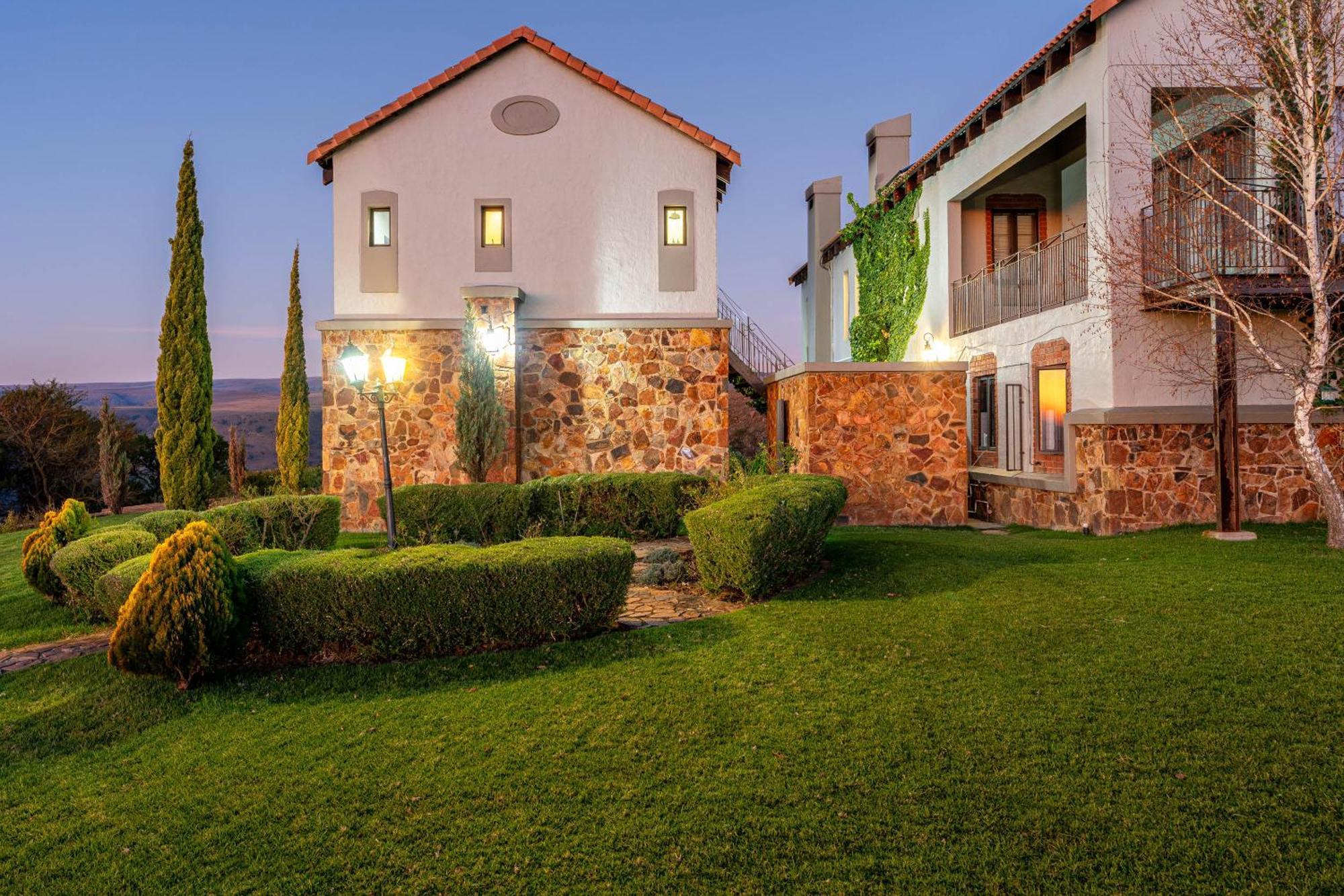 Villa Mount High Luxury Country Estate Lydenburg Exterior foto