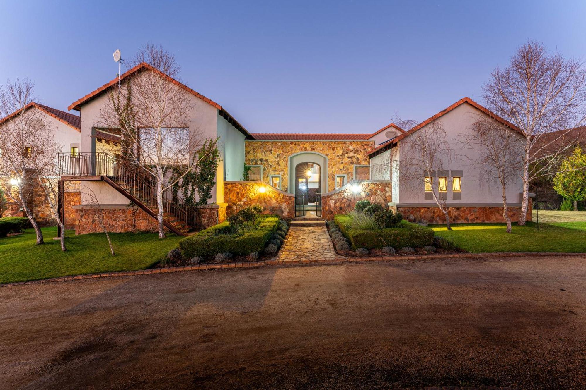 Villa Mount High Luxury Country Estate Lydenburg Exterior foto